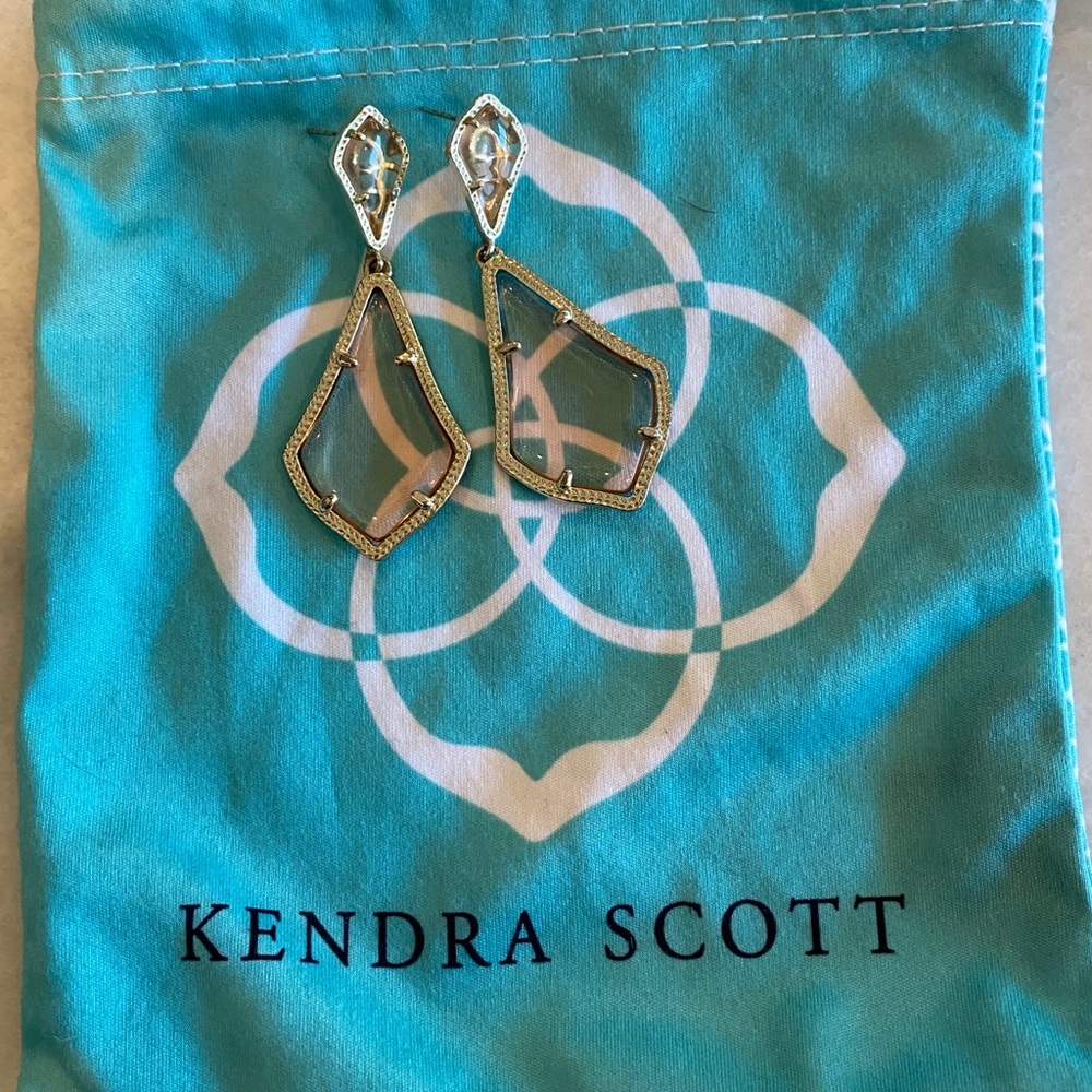 Kendra Scott clear peach Alexa earrings